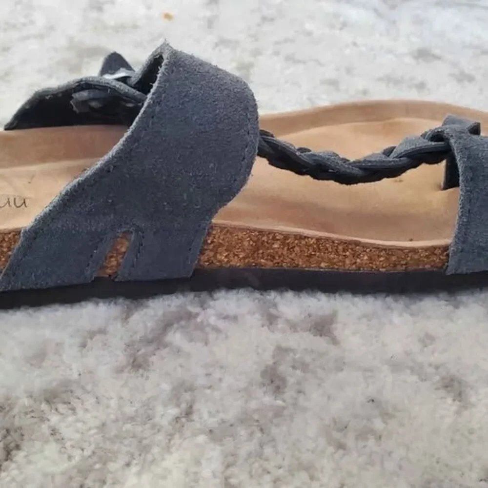 Gaa Huu sz 8.5 grey sandals